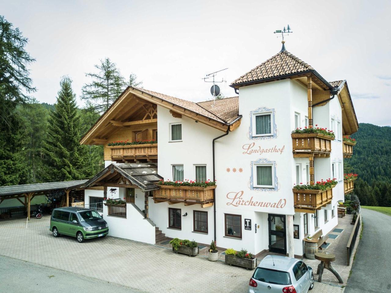 Hotel Landgasthof Laerchenwald Collepietra  Bagian luar foto